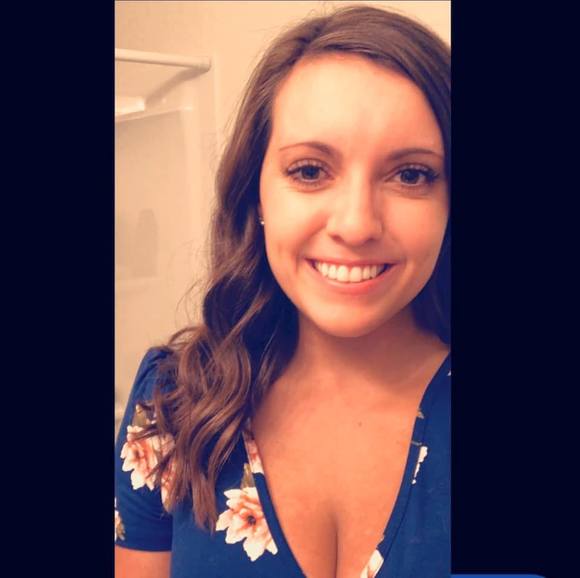 Meet your Posher, Brianna - Picture 1 of 1